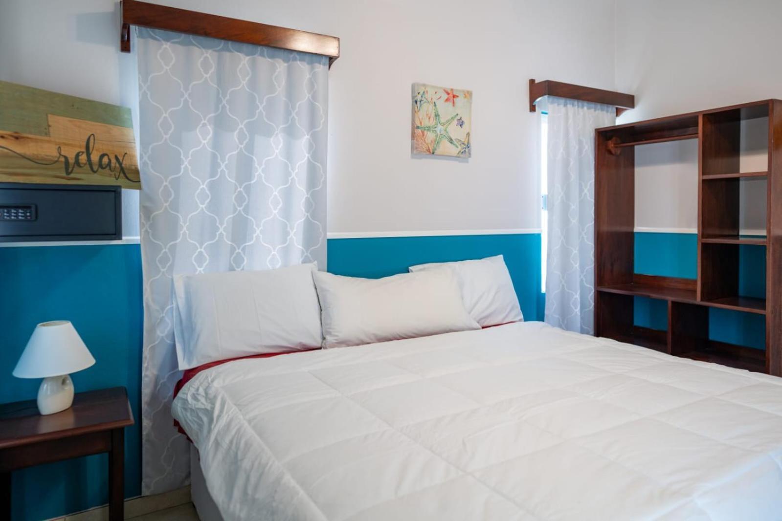 Island Magic Villas Caye Caulker Exterior photo